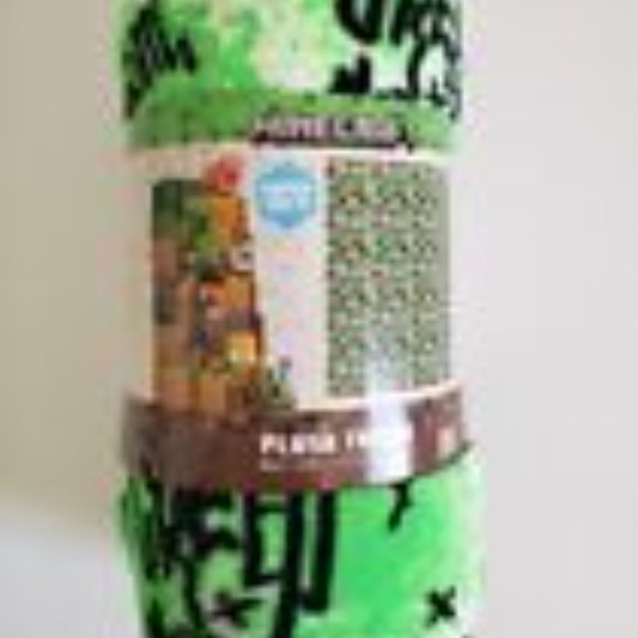 NEW MINECRAFT SOFT PLUSH THROW BLANKET 46 X 60 IN NWT - Picture 3 of 4